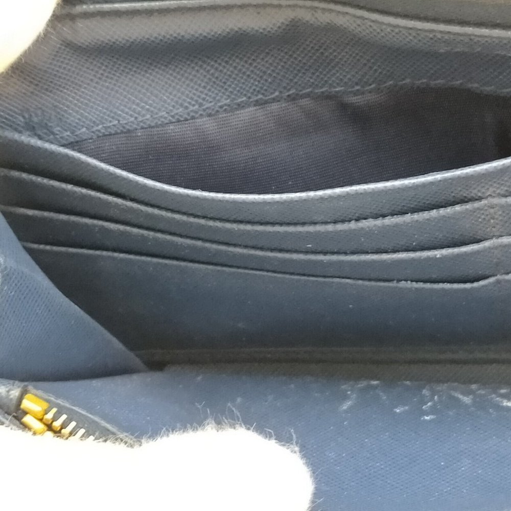 Prada Wallet Long Navy Blue Leather in Great Condition - Picture 9 of 9